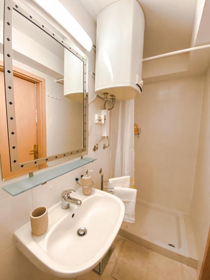 Apartma Mandala Capodistria Esterno foto